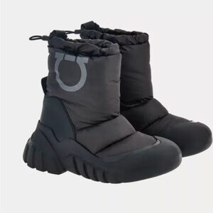 Ferragamo Deode Black Padded Ski Boots White Sz 10 M Waterproof women